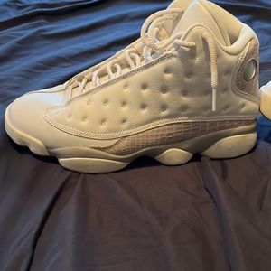 Jordan’s 13’s size 11 in womens but run as a 10 in mens